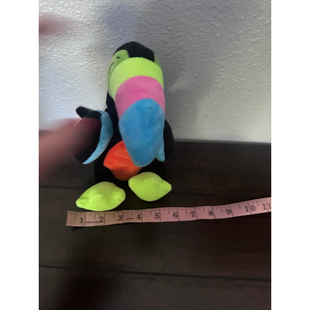 Coast to Coast Entertainment Toucan Plush Multi-Color Beak Tropical Bird 7 inch